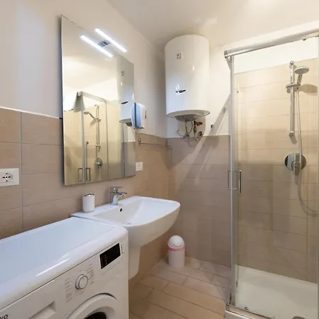 Al Da Lilly Apartment Gargnano