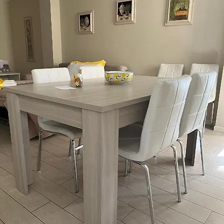 Al Da Lilly Apartment